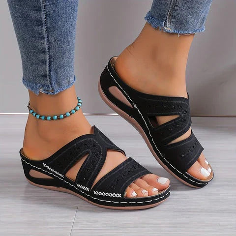 Atmungsaktive schuhe mit lederriemen
