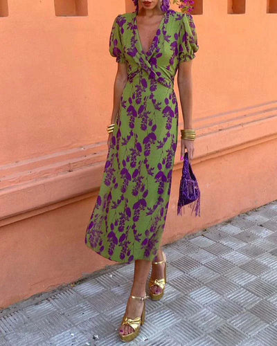 Abriella – Kleid mit lebendigem Blumendruck