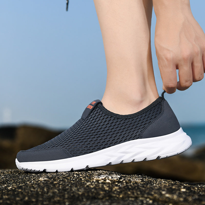 Atmungsaktive und robuste outdoor-schuhe für herren