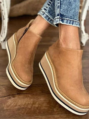 Emily | Retro Wedge-Stiefeletten mit markanter Plateausohle – Beige