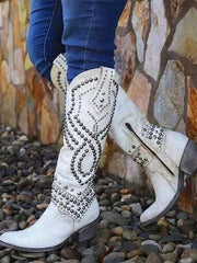 Karla | Damen Western-Stiefeletten mit Nieten und High Heels – Weiß