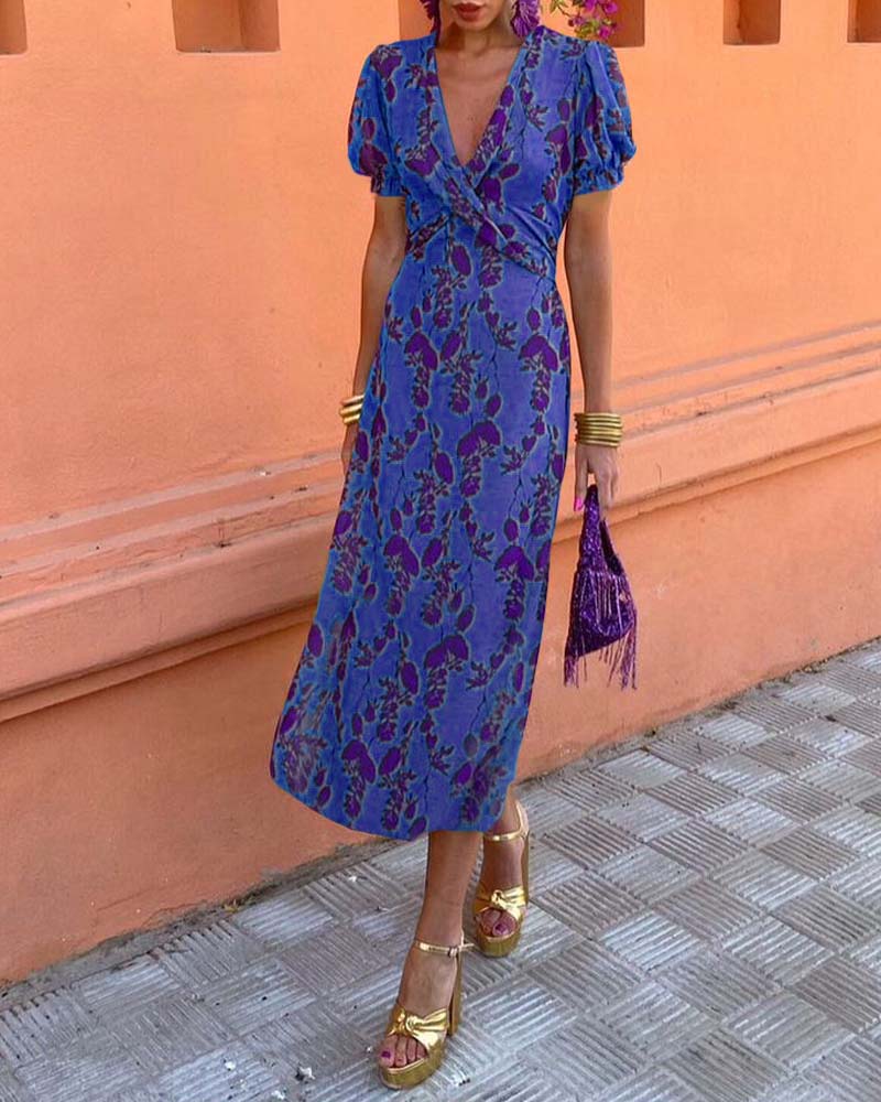 Abriella – Kleid mit lebendigem Blumendruck