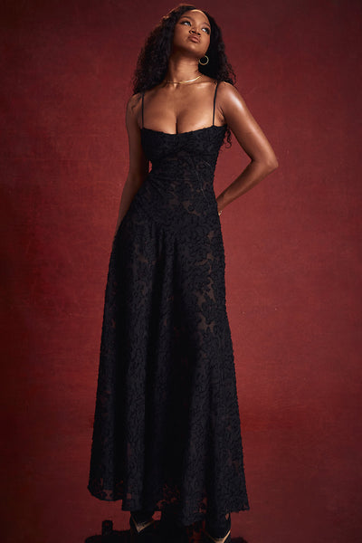 Elegantes Maxikleid mit 3D-Rosen & Rückenausschnitt