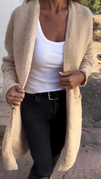 Gestrickter | übergroßer und lässiger Damenpulli mit Taschen