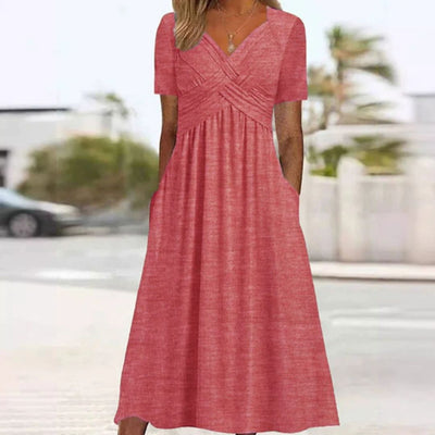 Adrianna | Stilvolles & Bequemes Wickelkleid mit kurzen Ärmeln