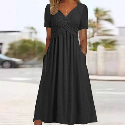 Adrianna | Stilvolles & Bequemes Wickelkleid mit kurzen Ärmeln