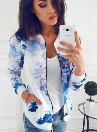 Zyphra – Gemütliche Bomberjacke mit Blumenmuster