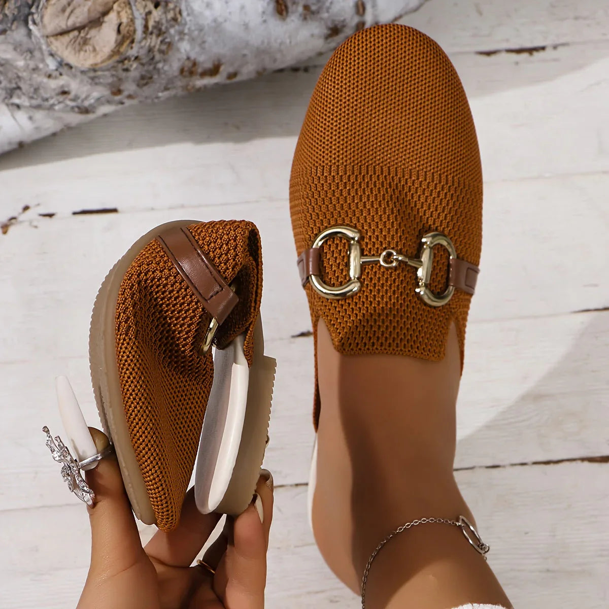 Aella – Stylische Slip-On-Pantoletten