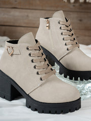 Marlene | Stilvolle Und Elegante Schnürstiefeletten – Beige