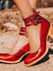 BEQUEME UND ELEGANTE STIEFELETTE – Rot
