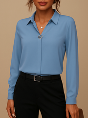 Bluse Damen | V-Ausschnitt & gepflegter Look – Hellblau