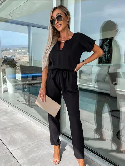 Jumpsuit für Damen mit elegantem Wickelgürtel