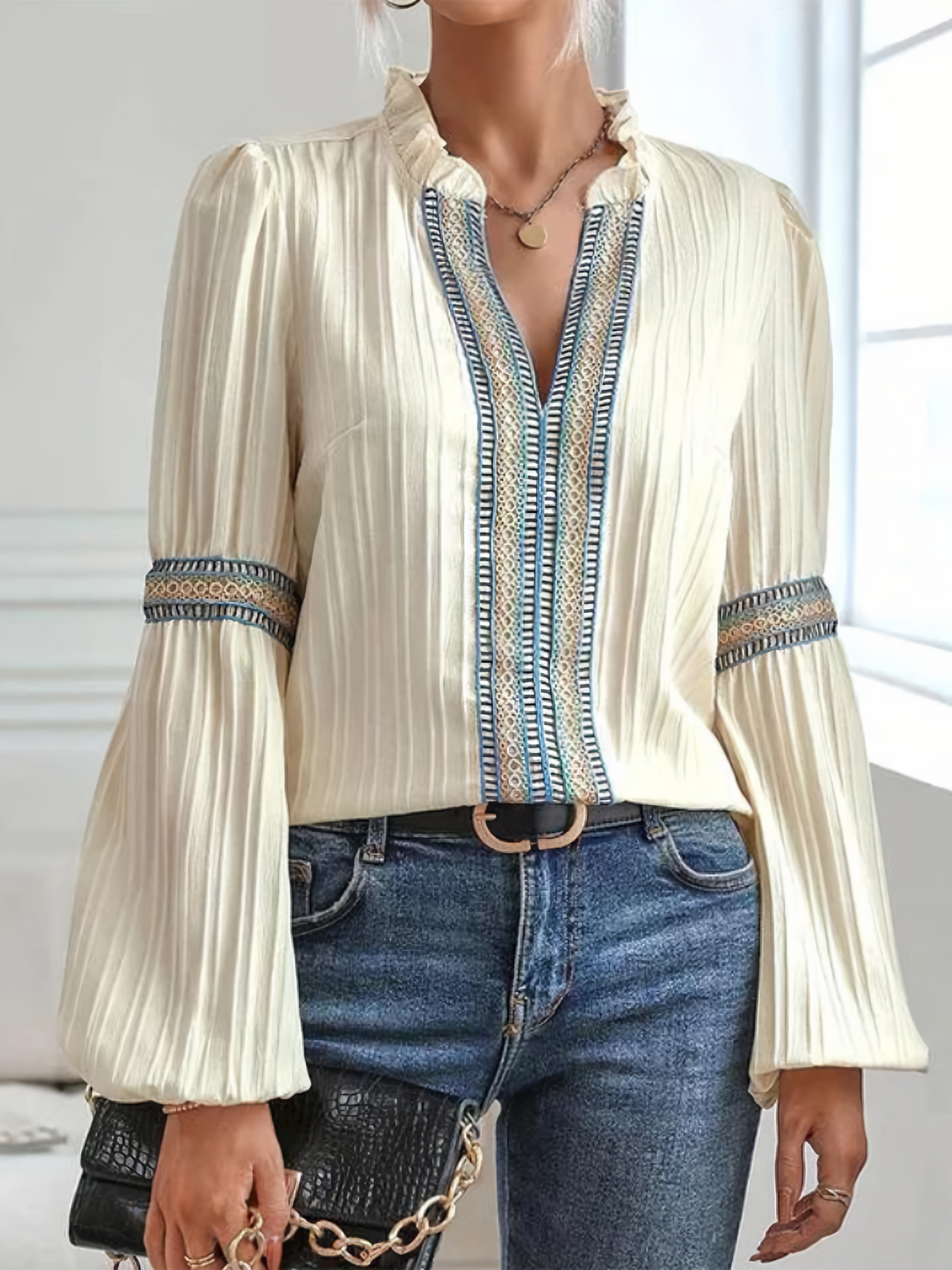 Damen Spitzenbluse mit Rüschen, V-Ausschnitt & Puffärmeln