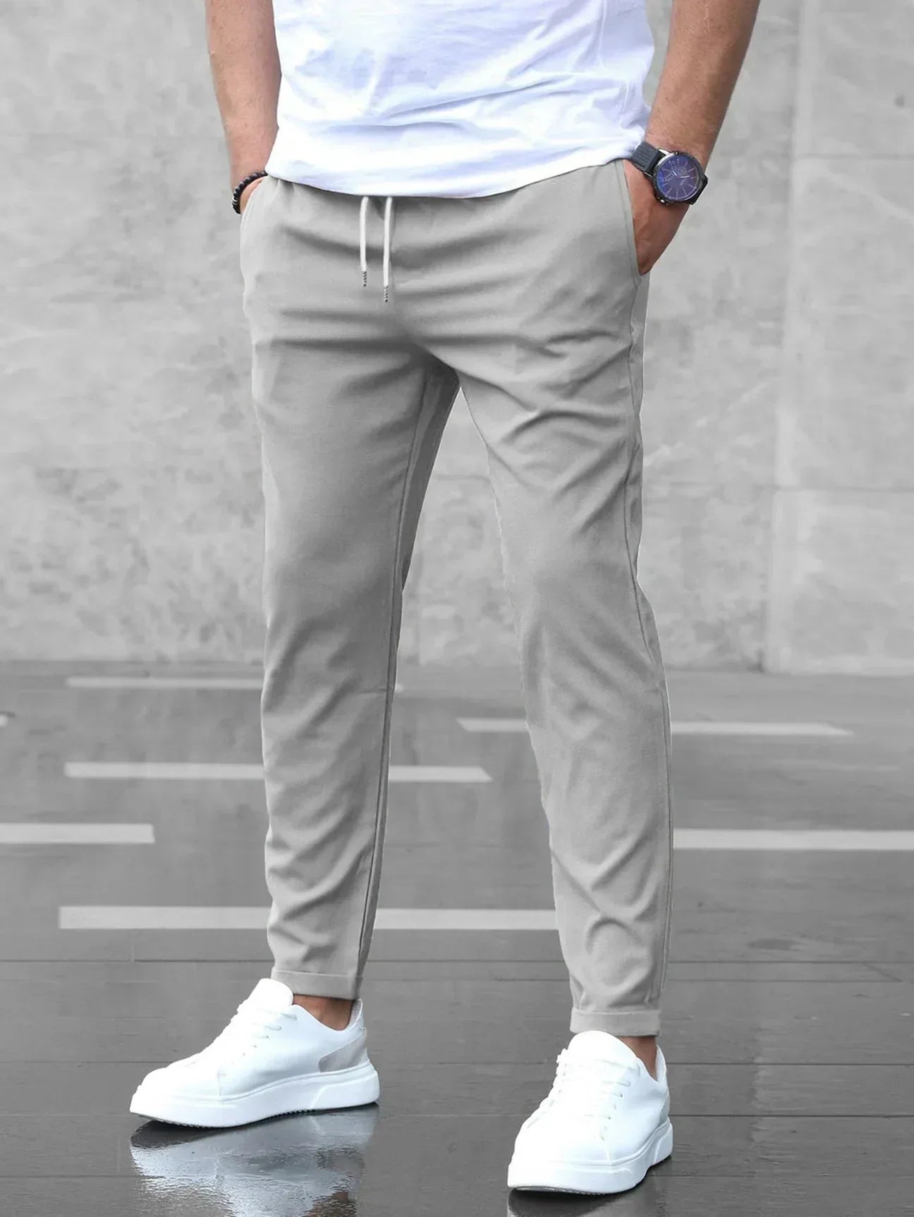 Atlden | Slim Fit Joggerhose mit Tunnelzug