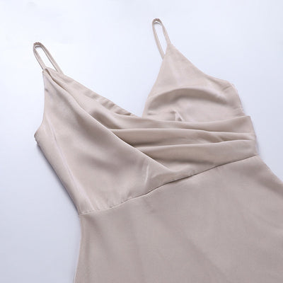 Elegantes Damen-Abendkleid mit V-Ausschnitt & hohem Schlitz