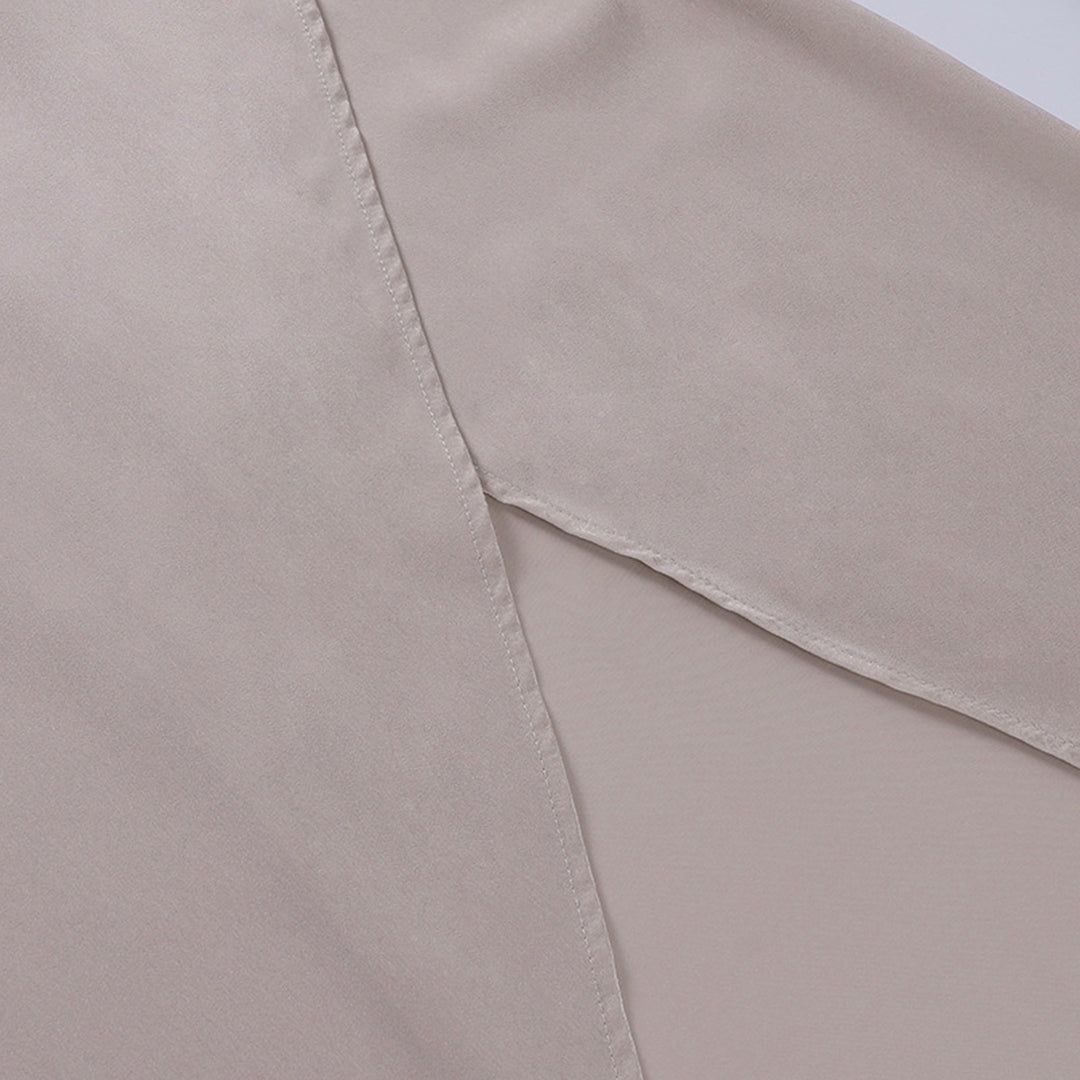 Elegantes Damen-Abendkleid mit V-Ausschnitt & hohem Schlitz