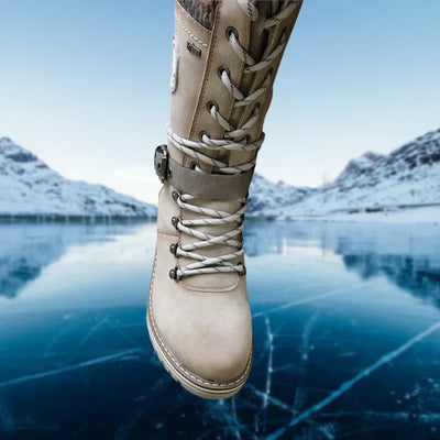 Bequeme und stilvolle damen-winterstiefel aus leder