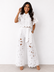 Damen Set Isabela: Elegante Bluse und Hose für besondere Anlässe – Weiß