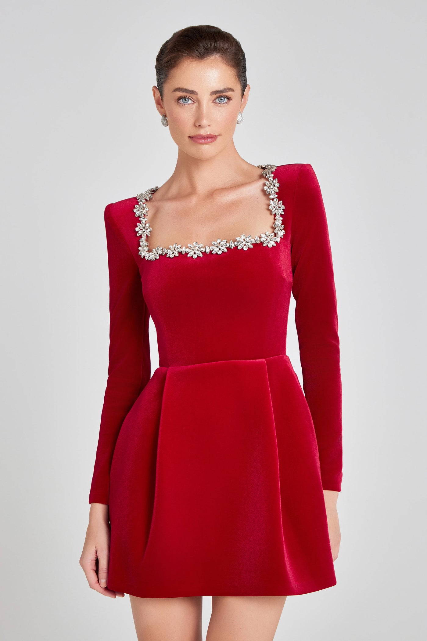 AVA | Langärmliges Kristall-A-Linien-Kleid