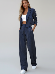Regina | Damen gestreifter Blazer & weite Hose Set – Marineblau