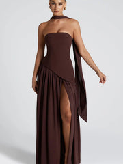 Elegantes Korsettkleid mit Schal-Detail und hohem Schlitz | Damenmode – Braun