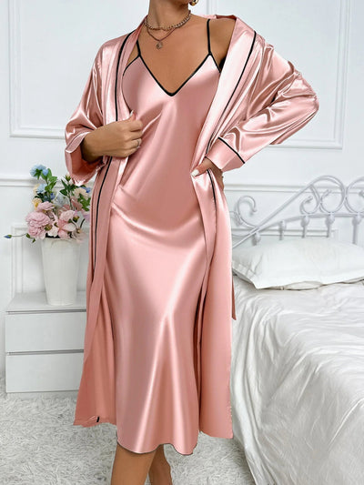 Elegantes Pyjama Set für Stilvolle Nächte