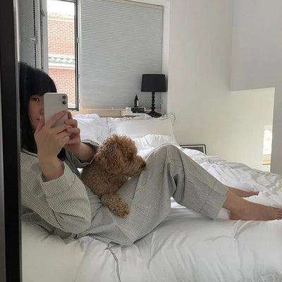 Gestreiftes Pyjama Set mit elegantem Schnitt