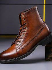 Sebastian | Stilvolle Herren-Echtlederstiefel aus Italienischem Premium-Leder – Cognacbraun