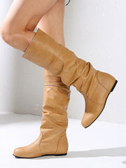 Damen nan knielange Slouch-Stiefel mit weichem Schaft und niedrigem Blockabsatz Drune – Khaki (flach)