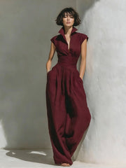 Damen Jumpsuit mit weitem Bein, tailliertem Wickelbund und Stehkragen Nord Taschen – Weinrot
