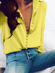 Damen nan seidige V-Bluse mit verdeckter Stoffknopfleiste und legerer Passform Drune – Andere Farben auf Anfrage