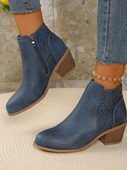 Damen nan knöchelhohe Stiefelette mit Laser-Cut-Perforation, seitlichem Reißverschluss und mittelhohem Blockabsatz Drune – Marineblau