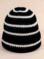 Damen Beanie-Mütze gestreift mit weichem Innenfutter – Schwarz