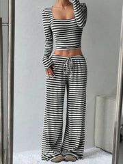 Damen Gestreifter Lounge-Zweiteiler mit weitem Bein und Cropped Langarmtop Nord Taschen – Schwarz