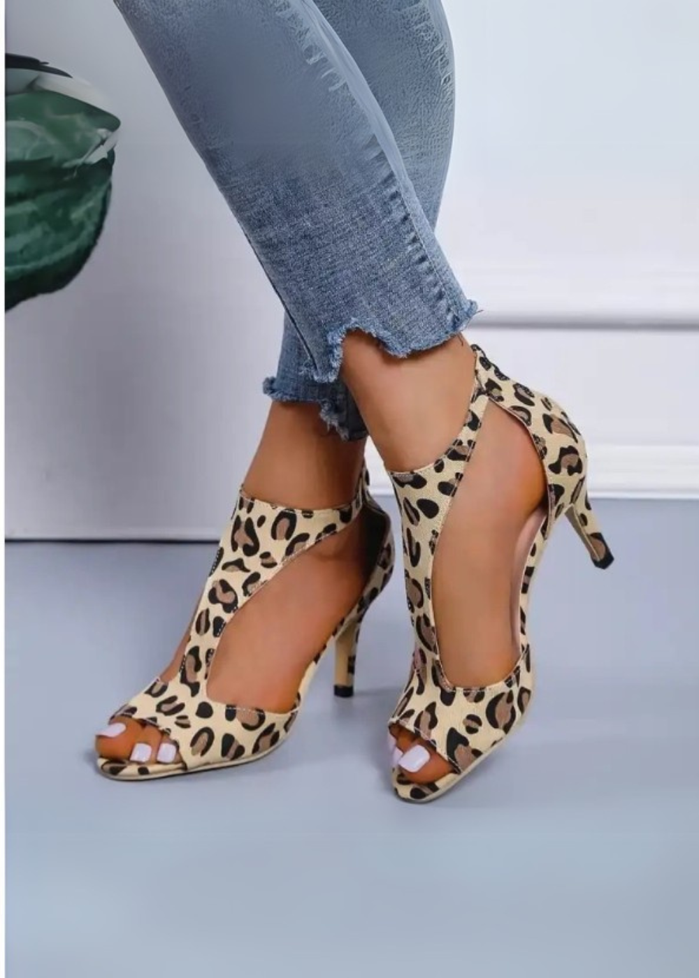 Alisha - Stilvoll auftreten mit High Heels!