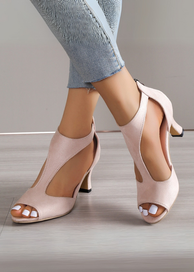 Alisha - Stilvoll auftreten mit High Heels!