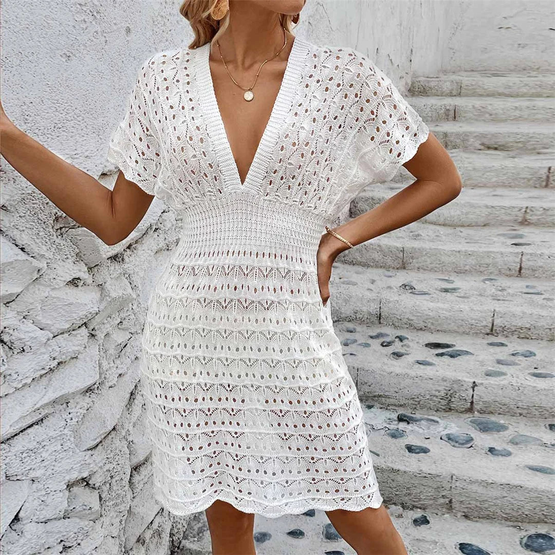 Gestricktes Strand Minikleid – Luftiges Sommerkleid für Damen