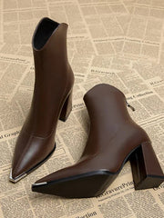 Angela | Damen-Frühjahrs-Stiefeletten mit spitzer Kappe und Absatz – Braunes Fleecefutter