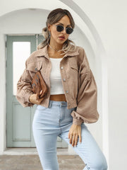 Sofia | Damen Cropped Jacke mit Taschen und Knöpfen – Khaki