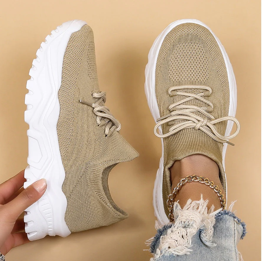 Lässige sneaker mit zusätzlicher fußunterstützung für damen