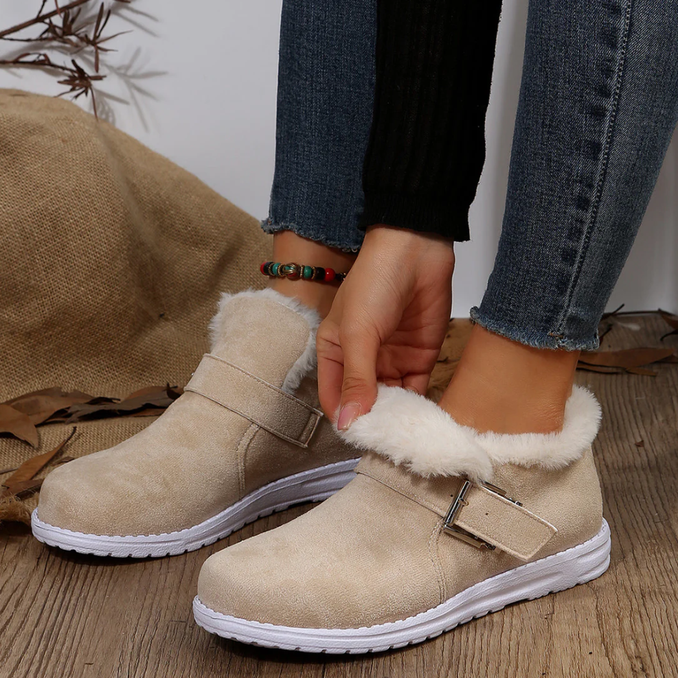 Gemütliche flache schneestiefel für stilvollen winterkomfort für frauen