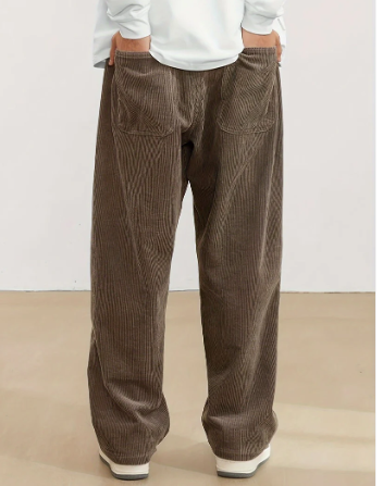 Herren cordhose mit taschen - braun