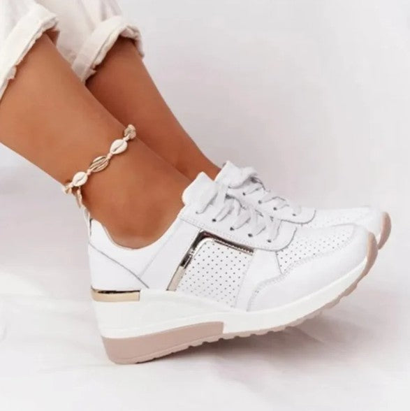 Atmungsaktive leder-schnürschuhe mit bequemem keilabsatz für herbst/winter