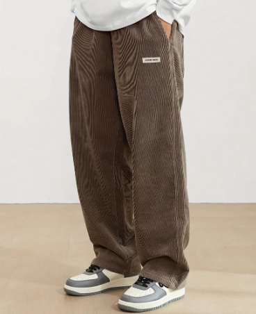 Herren cordhose mit taschen - braun