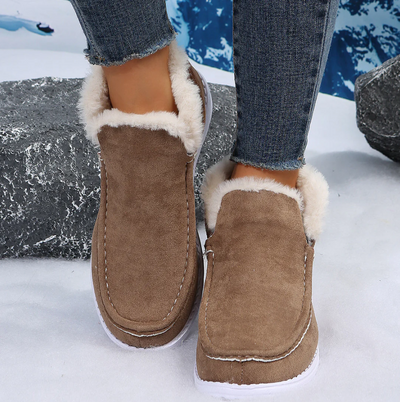 Gemütliche flache schneestiefel für stilvollen winterkomfort für frauen