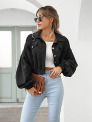 Sofia | Damen Cropped Jacke mit Taschen und Knöpfen – Schwarz