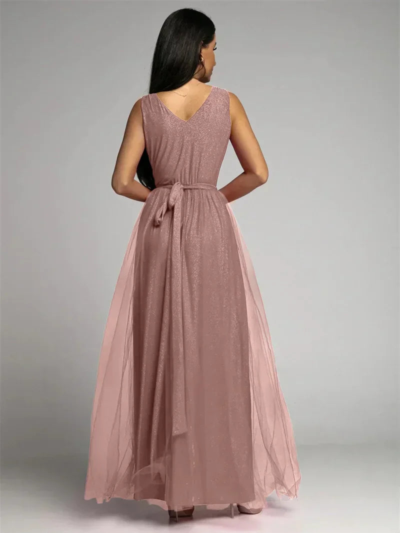 Novienne – Glamouröses, glänzendes Kleid
