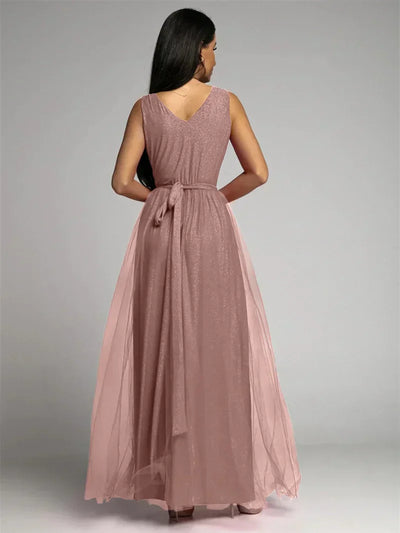 Novienne – Glamouröses, glänzendes Kleid