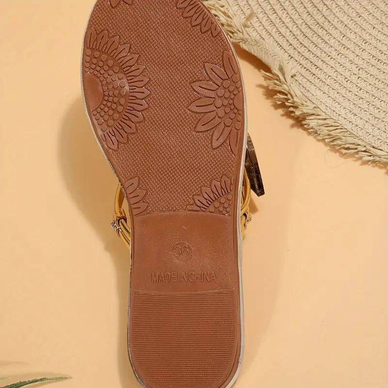 Aamarie – Wunderschöne goldfarbene Sandalen