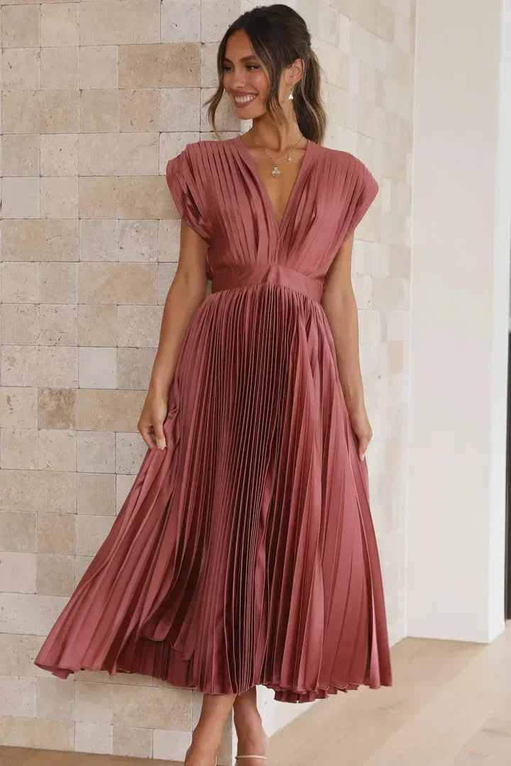 Flurina – aisha plissee-midikleid für einen eleganten look